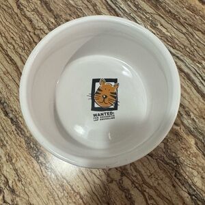 Mug Shots Cat Bowl.  Riviera/van beers by Signature housewares Inc